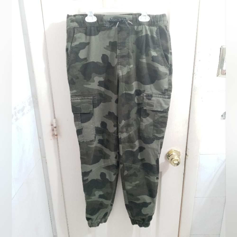 Urban Pipeline Camouflage Cargo Pants Size Small